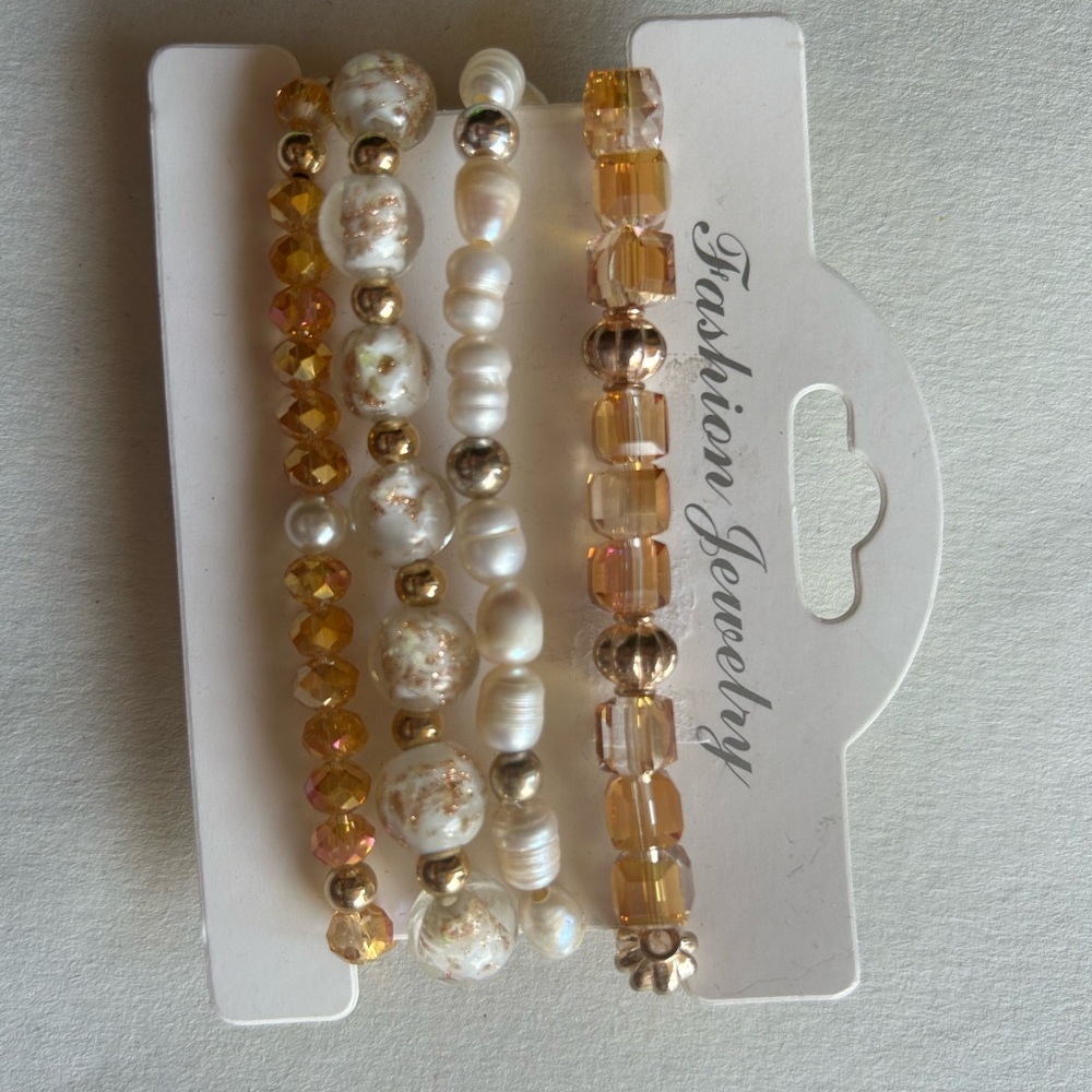 Handmade bracelet set with fresh water pearls